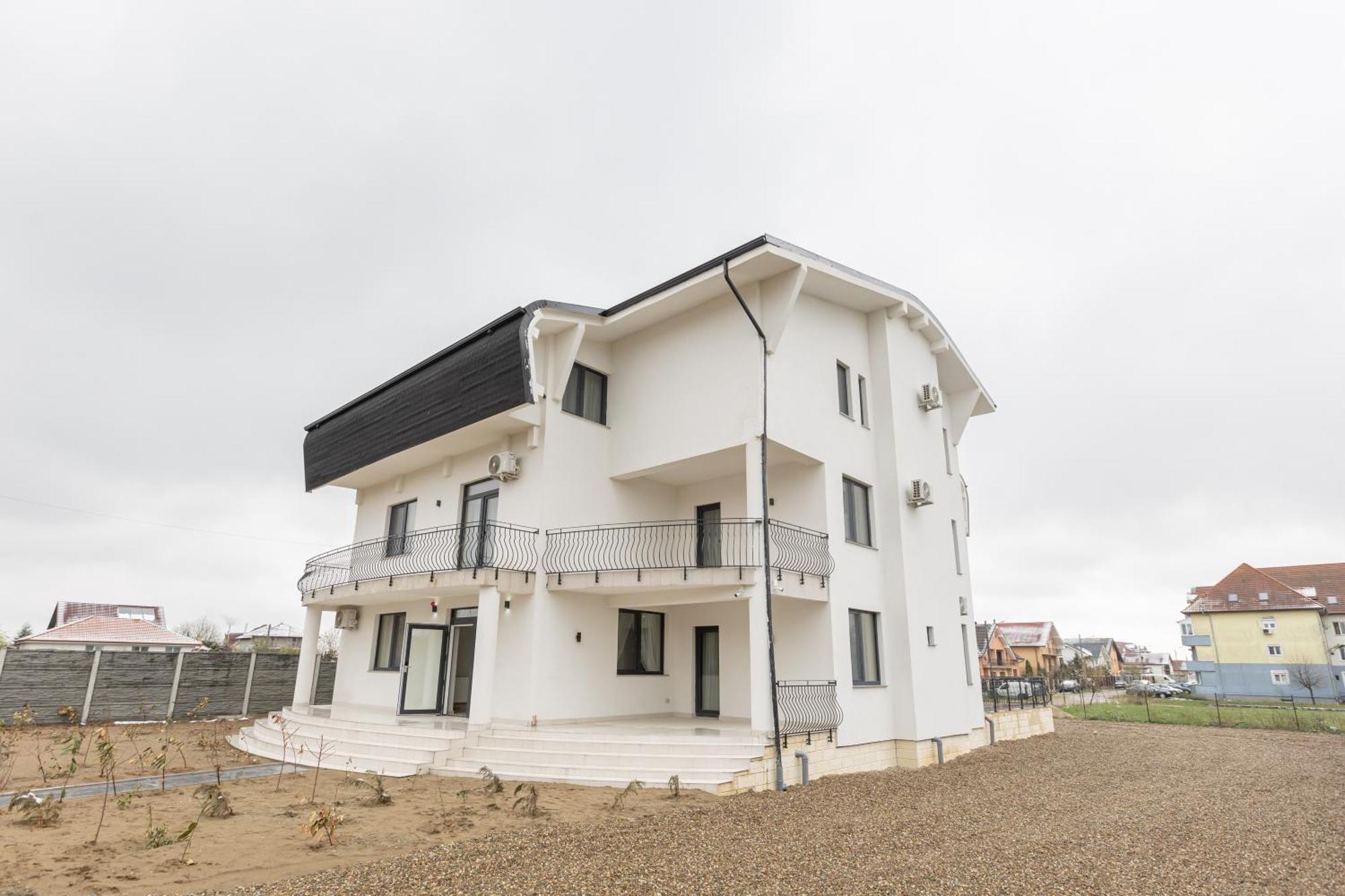 Villa Class Sînmartin Exteriör bild