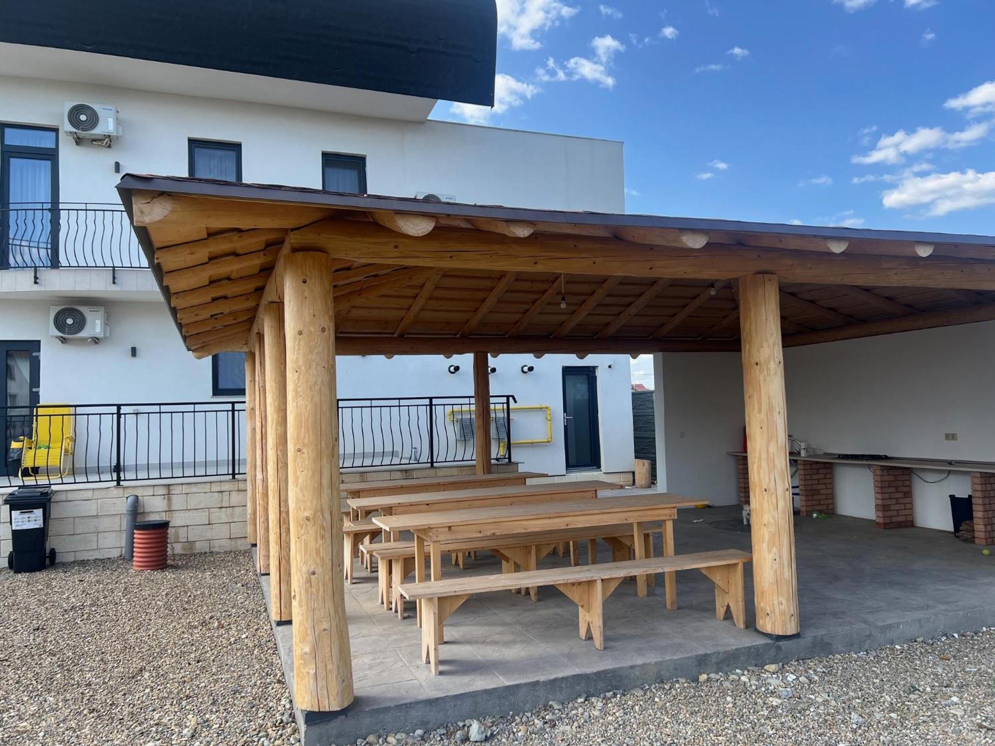 Villa Class Sînmartin Exteriör bild