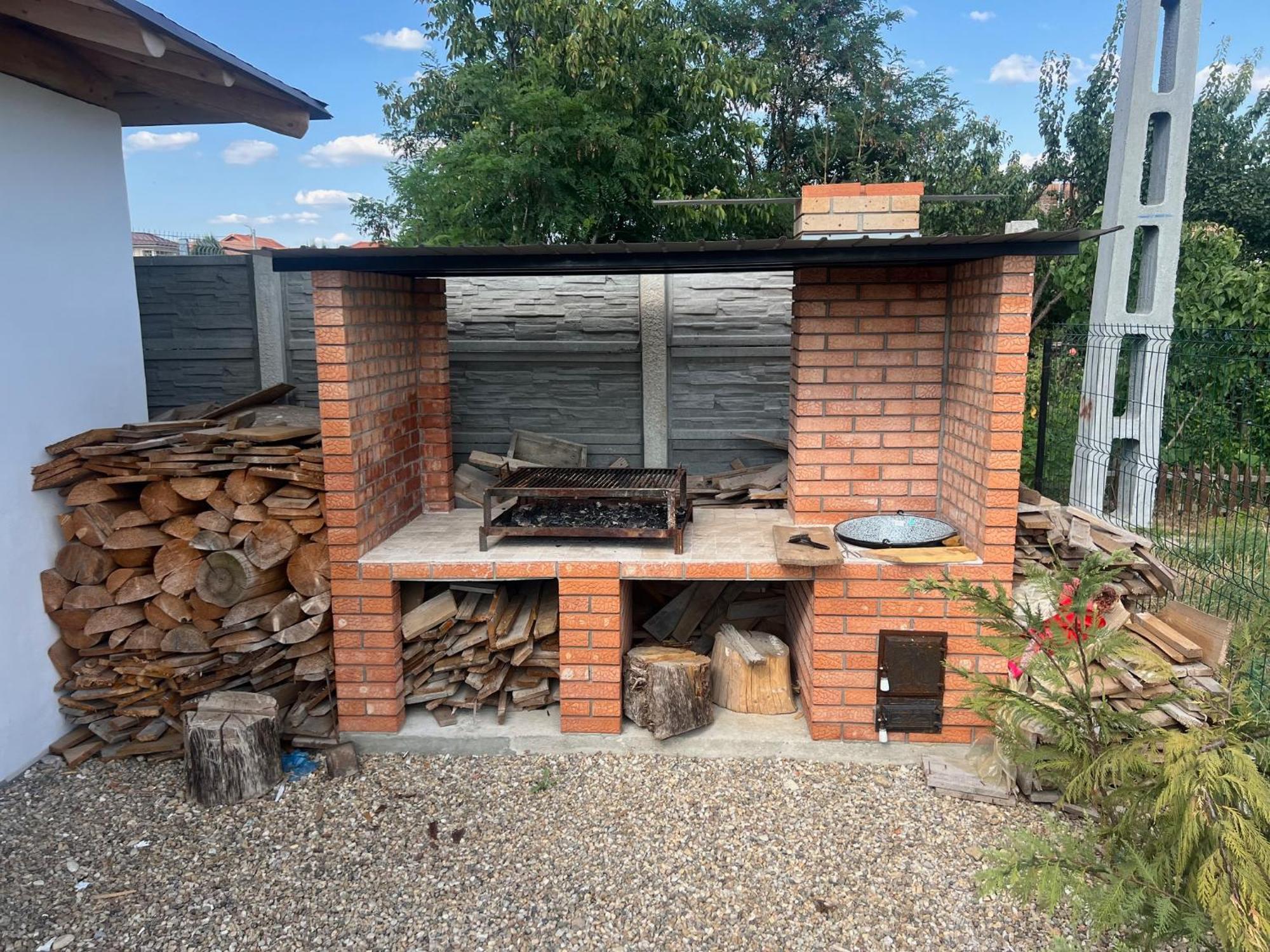 Villa Class Sînmartin Exteriör bild
